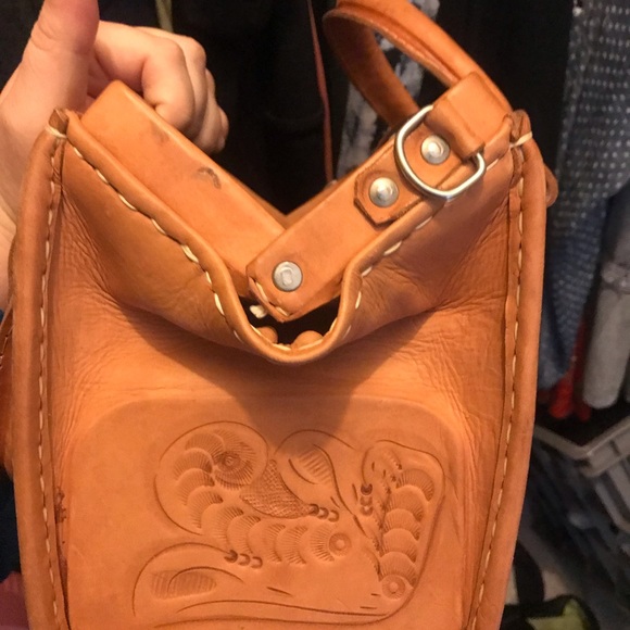 Made in Paraguay leather stamped purse - Picture 6 of 8